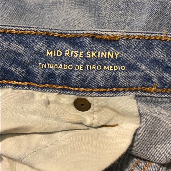 Distressed Skinny Jeans - Picture 4 of 4